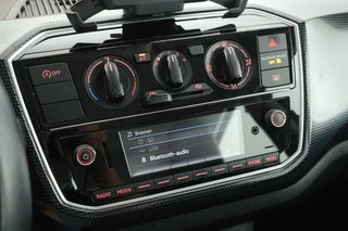 Volkswagen Up! 1.0 BMT 60pk move up! Airco Cruise Control Camera / 20