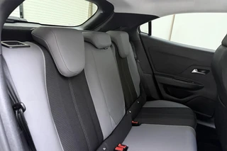 Opel Mokka Electric Level 3 50 kWh | Applecarplay/Android auto | Cruise control | Stoel/Stuurverwarming | Warmtepomp | Climate control | / 16