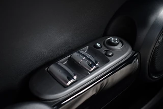 MINI Cooper S Cabrio Mini 2.0  JCW-pack ACC HUD H/K Carplay Camera Black-pack DDC / 72