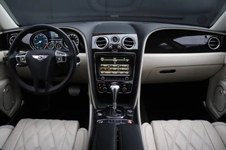 Bentley Flying Spur 6.0 W12 | LEDER | SCHUIFDAK | KERAMISCH | NAIM SOUNDSYSTEM | ENTERTAINMENT ACHTERIN | STOELVERKOELING/VERWARMING | MASSAGE | CAMERA | AIRCO | CRUISE | NAVI | / 14