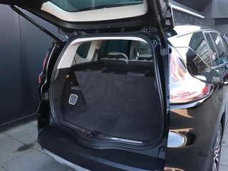 Renault Espace 1.6 dCi Initiale Paris 7p. | LEDER | BOSE | TREKHAAK | PANO-DAK | HEAD-UP | CAMERA | STOELVERK. | CRUISE | / 18