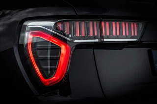 Lynk & Co 01 1.5 Plug-in Hybrid 262 Pk 360 Camera | Panoramadak | 75 km Elektrisch | Full Map Navi | NL Auto | 20 inch. LMV | 1e eigenaar / 57