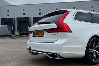 Volvo V90 2.0 T4 R-DESIGN | POLESTAR 210pk | PANORAMA | TREKHAAK | STANDKACHEL | CAMERA / 38