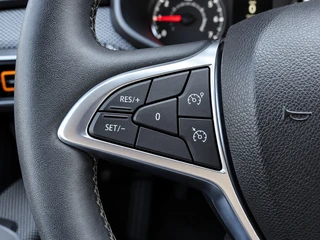 Dacia Sandero Stepway 1.0 TCe Comfort | 1e Eigenaar | Navigatie | Parkeersensoren | Cruise Control | Airco | Stuurbediening | Bluetooth / 19