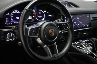Porsche Cayenne 3.0 E-Hybrid Platinum Edition | LUCHTVERING | MASSAGE | STOELVENTILATIE | COMFORTSTOELEN | CAMERA | 22" / 34