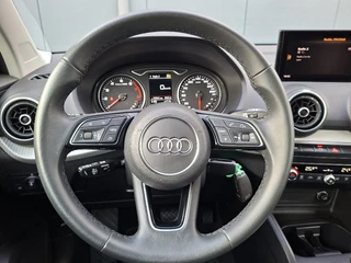Audi Q2 35 TFSI Advanced * AUTOMAAT* Parkeercamera* Adaptieve Cruise Control * Stoelverwarming * 64.000KM * / 8