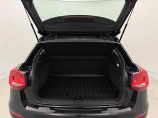 Audi Q2 1.4 TFSI CoD Design Pro Line Automaat | Stoelverwarming | Apple CarPlay | Parkeersensoren / 7
