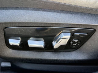 BMW 5 Series Touring 530e M sport PLUS panoramadak, electr trekhaak, lazer, VOL OPTIES! 1 e eigenaar, Origineel NL auto met nap / 22