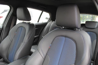 BMW 1 Serie 118i Business Edition  | M-Sport | Origin NL | Camera | Trekhaak | Navigatie / 9