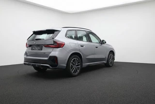 BMW X1 xDrive25e M Sport l Vernasca Leder | 360° l HUD l Adaptive Cruise / 4
