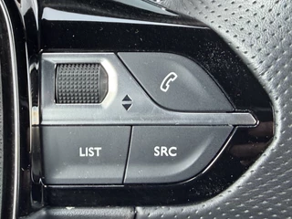 Peugeot 208 100pk GT (Camera - Keyless Entry - Parkeersensoren V+A - LED - Navigatie - Automatische Airco - Draadloos laden - Apple Carplay - 3D Cockpit) / 21