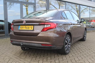 Fiat Tipo 1.4 16V Lounge / 6