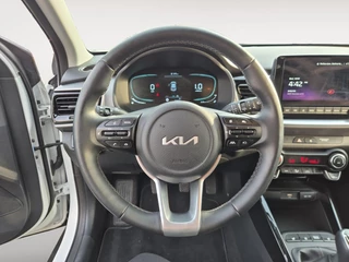 Kia Stonic 1.0 T-GDi MHEV DynamicPlusLine | Cruise Control | Climate Control | Stoelverwarming | Stuurverwarming | Navigatie | Camera | Privacy Glass | / 13