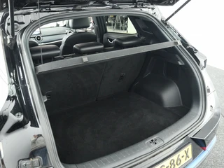 Seres 3 52kWh | Panoramadak | 360 camera | Navigatie | Lederen bekleding / 19