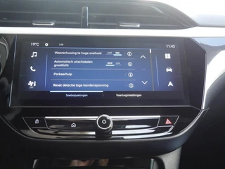 Opel Corsa Electric Long Range GS 51 kWh | 1 Fase | Stuur en Stoelverwarming | Camera achter | Parkeersensoren v+a | Carplay | Lichtmetalen velgen / 24