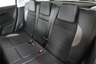 Peugeot 2008 1.2 PureTech Allure  | Trekhaak | Cruise | Navi | Climate | / 22