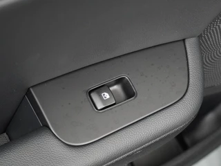 Kia XCeed 1.5 T-GDi GT-Line  - Automaat - Panorama dak - Stoel/Stuur verwarming - Navigatie - Climate Control - Achteruitrijcamera - Elektrische Achterklep - 7 jaar of 150.000km Fabrieksgarantie / 36