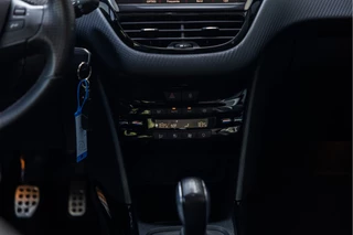 Peugeot 2008 1.2 PureTech GT-line  | Distributie riem V.V. | Carplay | Parkeersens. / 25