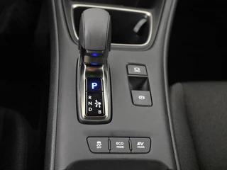 Lexus LBX 2WD Comfort Plus Keyless | Parkeersensoren | / 26