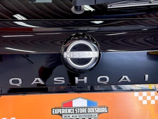 Nissan QASHQAI 1.3 MHEV Xtronic Tekna / 24
