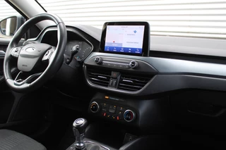 Ford Focus Wagon 1.0 EcoBoost Active Business | Trekhaak | Cruise Control | Winter Pack / 7