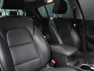 Kia Sportage 1.6 T-GDI Black Edition | LEDER | NAVI | TREKHAAK | STOELVERW | APLE CARPLAY | KEYLESS / 8