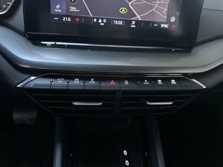 Skoda Octavia Combi 1.0 e-TSI DSG Business Edition Navigatie App-Connect DAB+ Parkeersensoren / 22