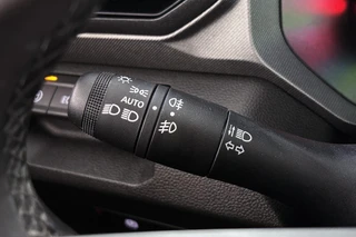 Dacia Bigster 1.8 Hybrid 155 Journey Panoramadak Stuur-Stoelverwarming Trekhaak / 42