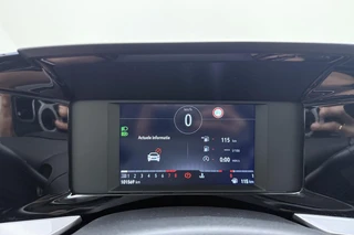 Opel Mokka 1.2 100pk Business Elegance | Navigatie | Achteruitrijcamera | Climate control | Cruise control | Stoel- en stuurverwarming | Lichtmetalen velgen / 20