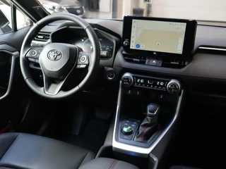 Toyota RAV4 2.5 Plug-in Hybrid AWD Limited Edition ✅Alarm Klasse 3✅Trekhaak✅Head-Up✅Stoelverw. V+A✅Elect. Achterklep✅Keyless / 21