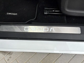 Omoda 9 Super Hybrid System 537 PK AWD | 7 jaar garantie | Tot 150km Elek.| Elek. schuif- kantel dak | HUD | Leder incl. massage | Alle opties | / 35