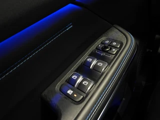 Lynk & Co 01 1.5 PHEV BlackEdition NAVI/360CAM/SCHUIFDAK/LED/20"LMV! / 25