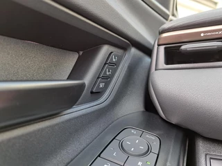 Toyota bZ4X Touring Executive AWD 75 kWh PANODAK JBL-AUDIO 1500KG TREKGEW STOELVERW/KOELING STUURVERW BLIND SPOT WARMTEPOMP EL-ACHTERKLEP / 13