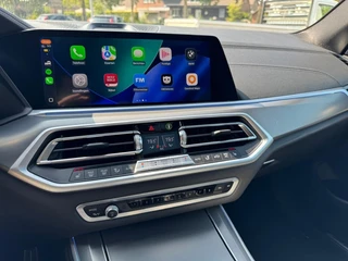 BMW X5 XDRIVE45E M-Sport Bowers & Wilkins Pano Softclose Laser Trekhaak Mooi vol uitgevoerd! / 55