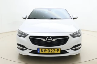 Opel Insignia Grand Sport 1.5 Turbo Business Executive | Climate Control | Camera achter | OPC Line pakket | AGR stoelen | Stoel- en stuurverwarming | Keyless Entry & Start | Navigatie / 7