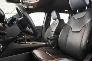 Jeep Compass 4xe 240 Plug-in Hybrid Electric S Stuur-Stoelverwarming Leder Memory Keyless 19" / 7