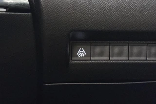 Peugeot 2008 1.2 PureTech GT Pack Stoelverwarming Keyless Achteruitrijcamera / 26