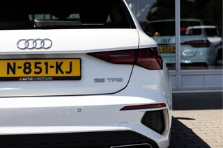 Audi A3 Sportback 35 TFSI S Line  | Carplay | Stoelver. | Parkeersens. | / 16
