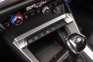 Audi Q3 Sportback 35 TDI Pro Line S | S-line | Apple Carplay | Achteruitrijcamera | Virtual Cockpit | Rijstrooksensor | Cruise control | Trekhaak | MMI Navigatie | Leer | Parkeer assistent / 31