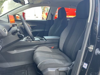 Peugeot 5008 1.2 PureTech Blue Lease Executive 7p  | APK tot 14-09-2027 | Trekhaak | Volledig onderhoud | / 14