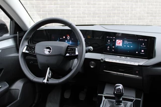 Opel Astra Sports Tourer 1.2 Level 2 Keyless Start, Cruise en Climate Control, Parkeersensoren Voor en Achter, Navigatie / 18