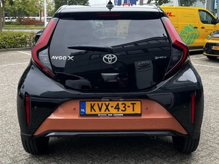 Toyota Aygo X Hybrid 115 envy STOELVERWARMING PARK-SENSOR APPLE/ANDROID KEYLESS / 26