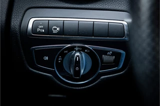 Mercedes-Benz GLC Coupé 250 4MATIC AMG Line  Burmester 20" Distronic Night / 30
