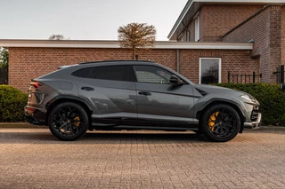 Lamborghini Urus 4.0 V8 650 PK Pano Keramisch B&O Advanced Massage Luchtvering 360 Camera ACC 22'' / 7