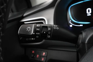 Kia Stonic 1.0 T-GDi MHEV DynamicPlusLine  Trekhaak! Navigatie, Climate, / 22