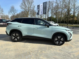 Omoda 5 EV Premium 61 kWh Voorraad Nieuw| ECC | Schuif/kanteldak | Keyless | Lederen bekleding | Stoel & Stuurverwarming | Navigatie | 7 Jaar fabrieksgarantie / 18