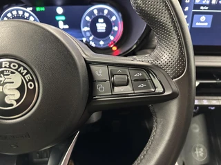Alfa Romeo Tonale 1.5T Hybrid Sprint NAVI CARPLAY LEER ADAPTIEF CRUISE. / 21