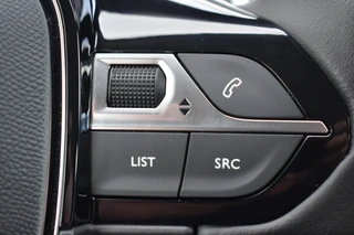 Peugeot 5008 PureTech 130 EAT8 Automaat GT 7-persoons | Navigatie via Carplay & Android Auto | Achteruitrijcamera | Parkeersensoren v+a | Stoelverwarming | Climate Control | Keyless Start | DAB | Isofix Bevestigingspunten | Lichtmetalen Velgen | Zeer Compleet!!! / 17