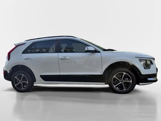Kia Niro 1.6 GDi Hybrid DynamicLine | Enkele kleuren op voorraad bel voor info | NU MET €3.000 inruilpremie en €1000 voorraadvoordeel! / 7