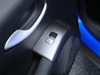 BYD DOLPHIN G 1.5L DM-i Boost / 15